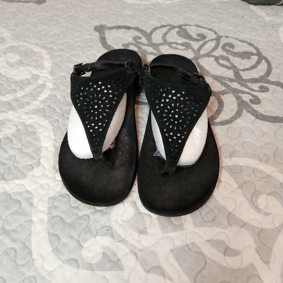 Vionic sandals - Picture 5 of 5